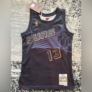Mitchell & Ness Steve Nash Phoenix
Suns 1997/98 Dynamic Swingman Jersey - Small